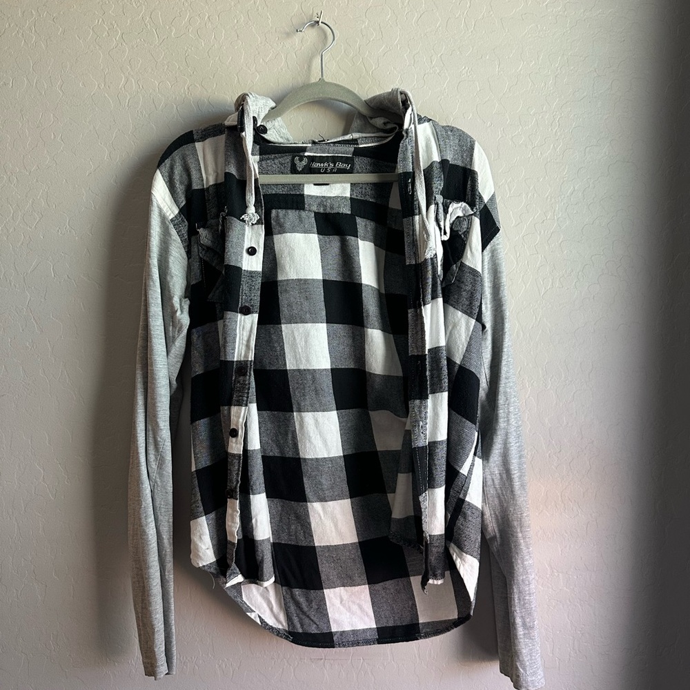 Simply Styled Black and White Plaid Shirt